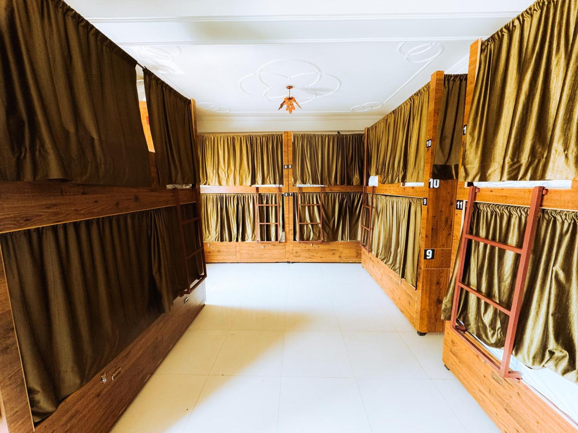 Hostel Hot - House Of Travellers, Rishīkesh Exterior foto